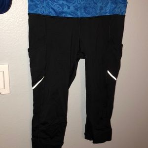 LULULEMON Cropped Leggings-  Size 8